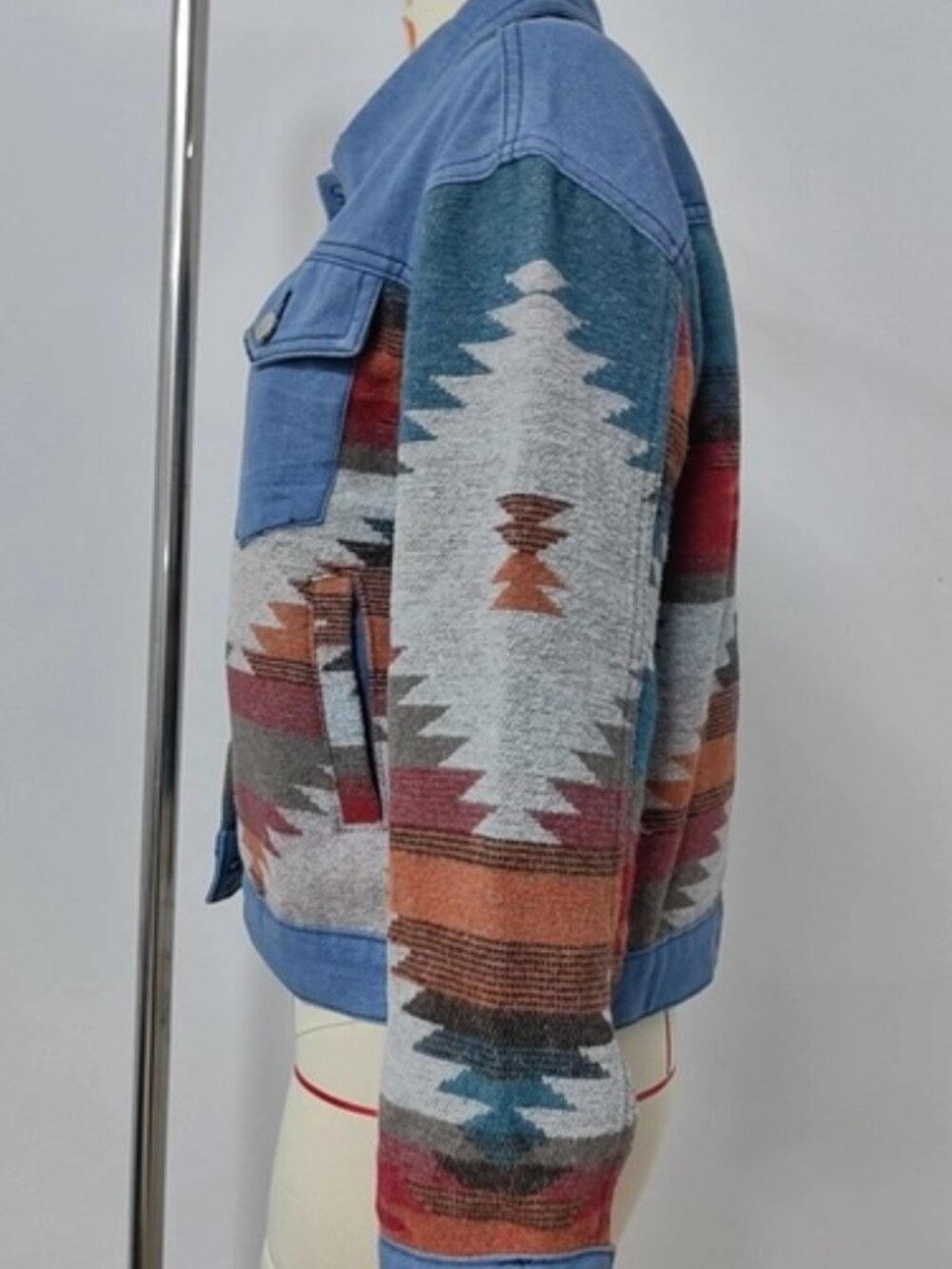Aztec Patchwork Cropped Denim Jacket - Picture 4 of 6